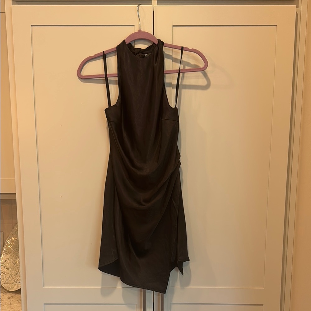 Elegant Black Sleeveless Dress